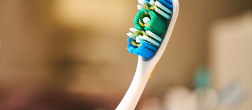 Cómo escoger el mejor cepillo de dientes