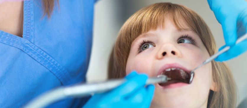 La primera visita al odontopediatra, ¿qué debes esperar?